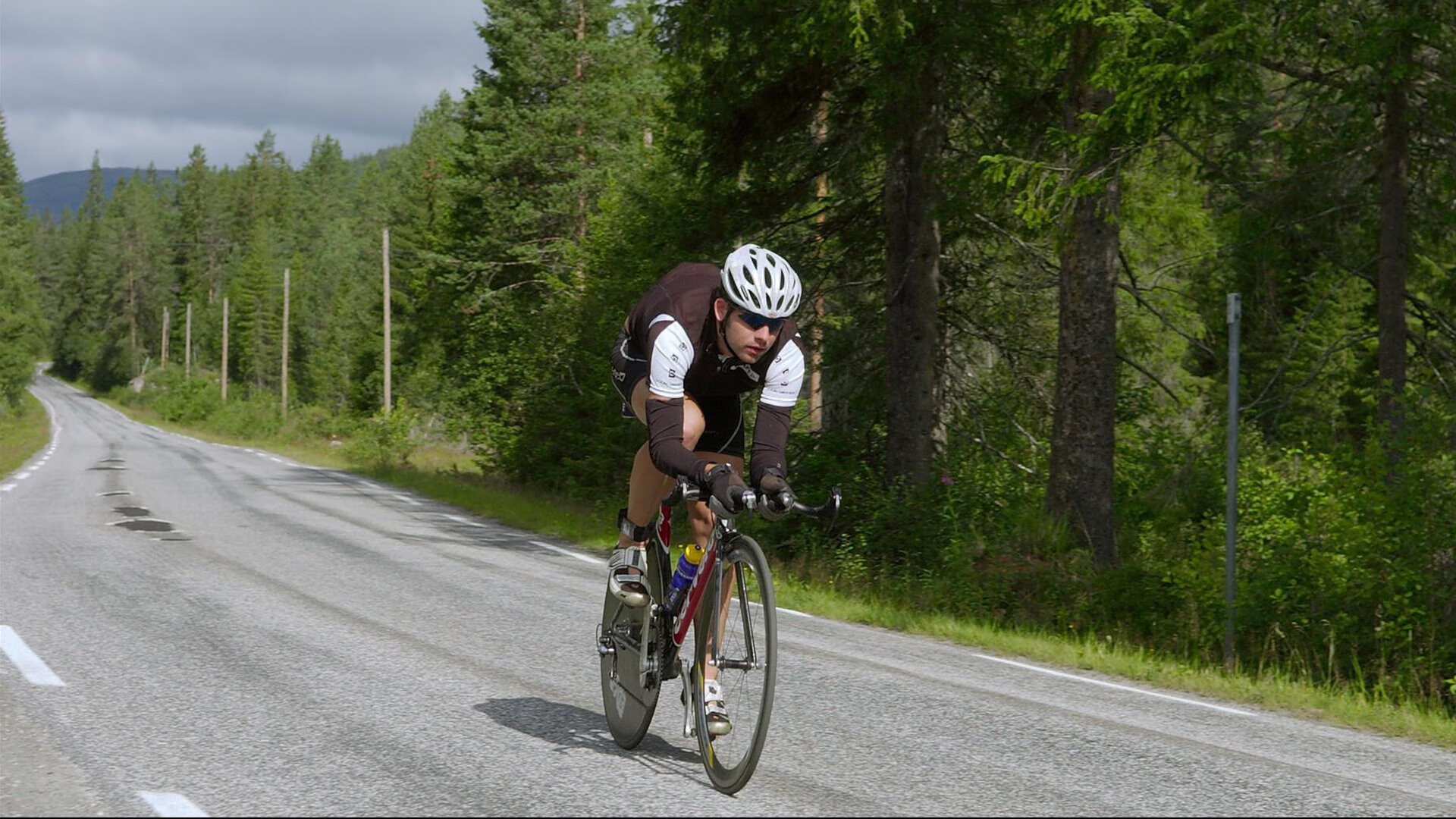 《粉丝互动：线上线下粉丝盛会精彩纷呈》，粉丝线下活动策划